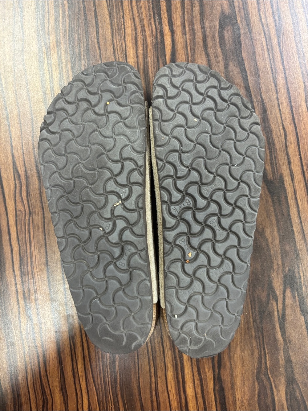 Birkenstock - Unisex Arizona Sandal, size 43 EU (10 US mens), color tan. - Picture 4 of 5